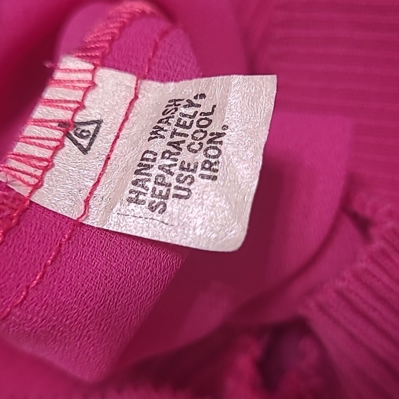 Rina Pink Sheer Top 6 Ruffle Elastic Waist And Sleeve Ends - Picture 4 of 4